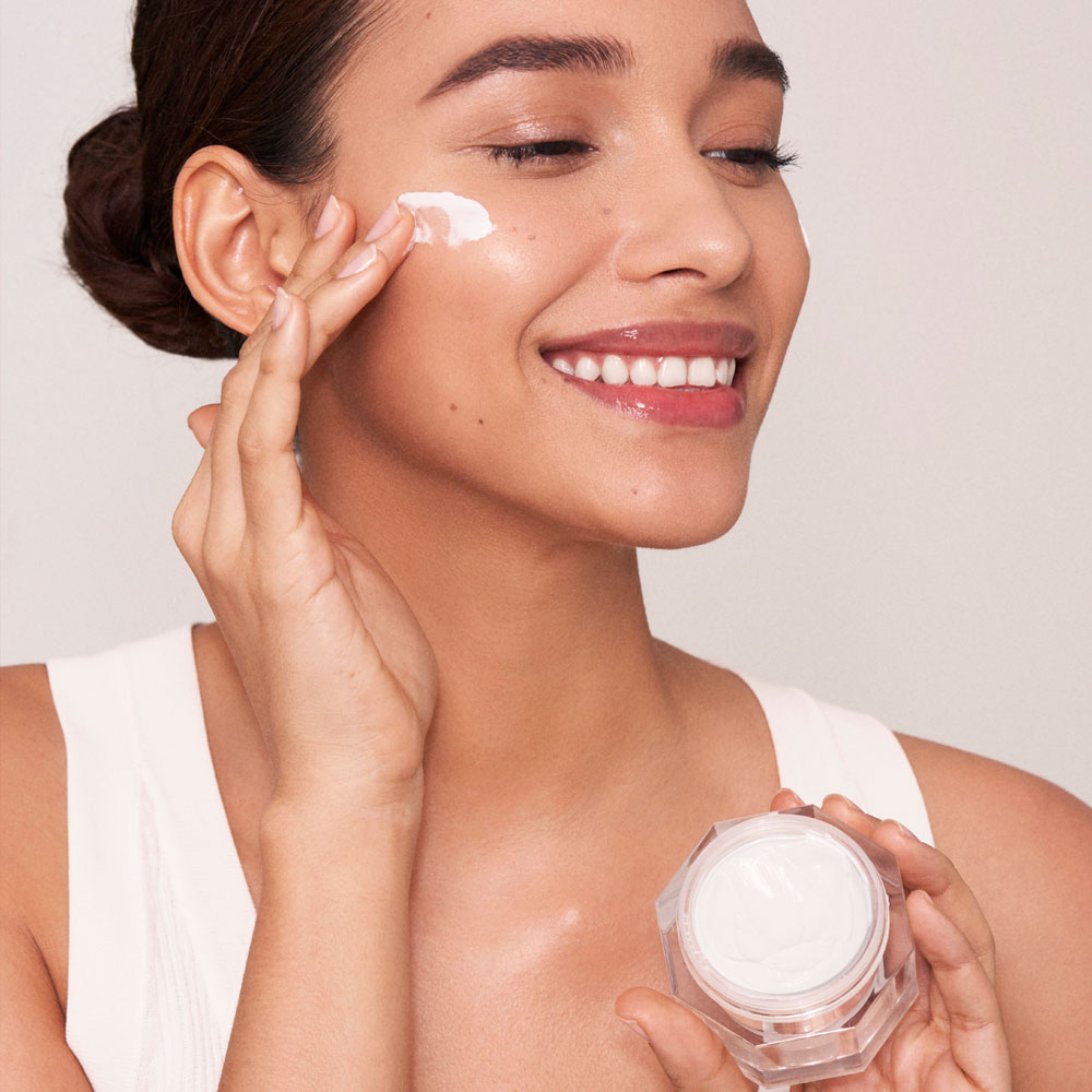 SCIENCE-POWERED SERUM & MAGIC CREAM KIT 11 SCIENCE-POWERED SERUM & MAGIC CREAM KIT